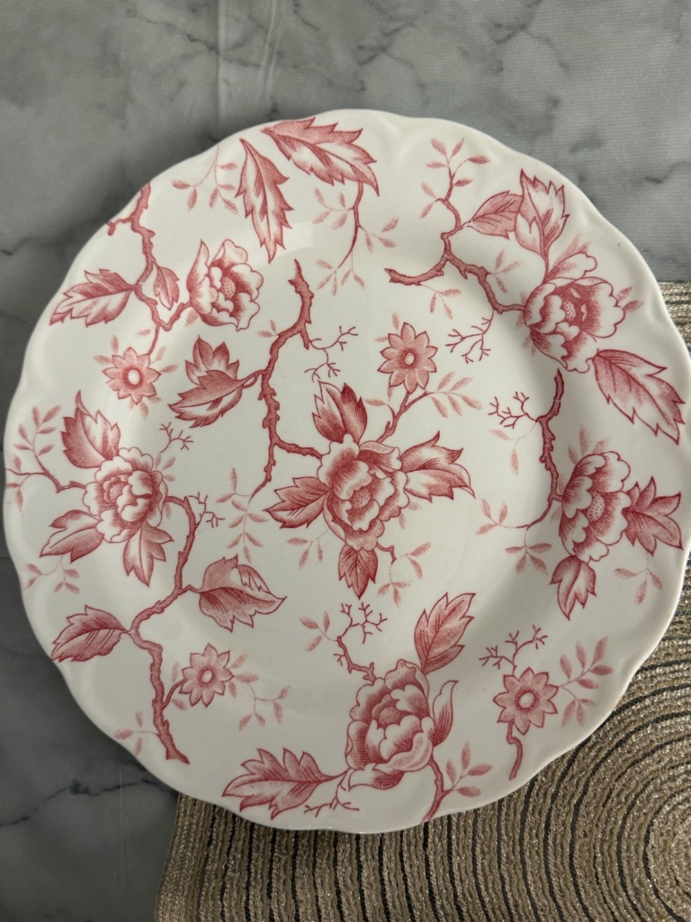 Vintage Pink Red Floral Ironstone Dinner Plates Set of 4 Cottagecore Shabby Chic - Picture 8 of 12
